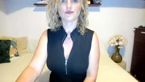 elena online show from 12-06-24, 02:35