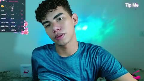 Snapshot of jaedasky_ chatting on 12-15-24, 06:29 javi15 online show from 12-15-24, 06:29