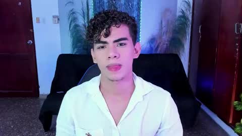 Snapshot of jaedasky_ chatting on 09-25-25, 04:38 javi15 online show from 09-25-25, 04:38