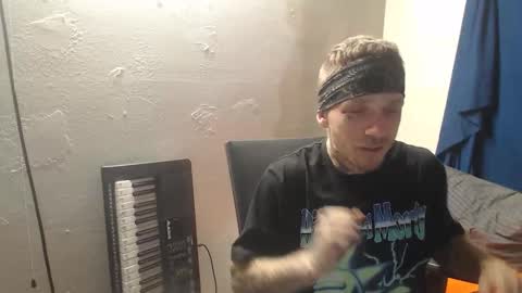 showingitoff online show from 10-10-25, 03:38