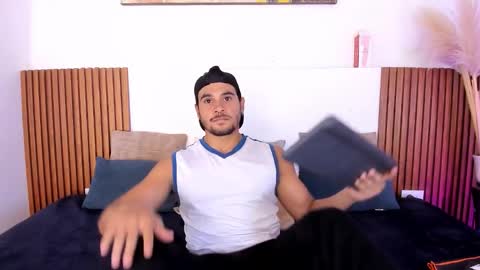 Snapshot of jake_muller1 chatting on 11-10-25, 03:38 Jake online show from 11-10-25, 03:38