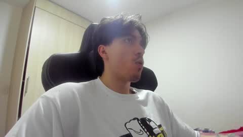 Snapshot of jake_murphy chatting on 02-06-25, 09:49 jake_murphy online show from 02-06-25, 09:49