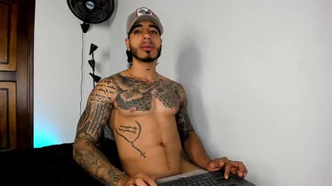 Santiago online show from 01-11-25, 01:27