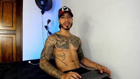 Santiago online show from 01-28-25, 06:28