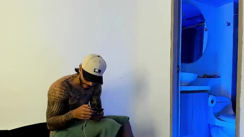 Santiago online show from 02-10-25, 04:41