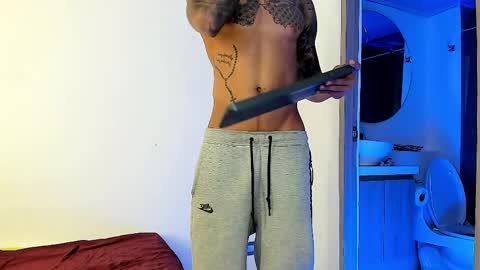 Santiago online show from 02-11-25, 12:27