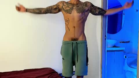 Santiago online show from 02-16-25, 08:32