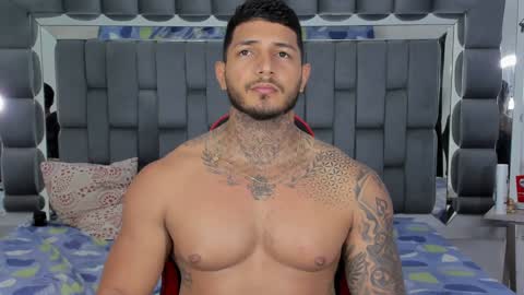 my name is sebas If you come here dont hesitate to say hello Im a guy who really likes having conversations and having hot online show from 01-20-25, 12:36