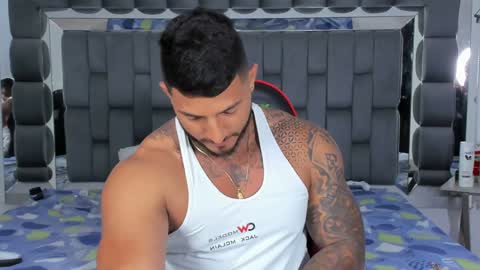 my name is sebas If you come here dont hesitate to say hello Im a guy who really likes having conversations and having hot online show from 02-03-25, 12:47