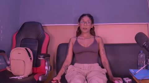 Snapshot of jamaicanbabex chatting on 12-30-24, 08:54 jamaicanbabex online show from 12-30-24, 08:54