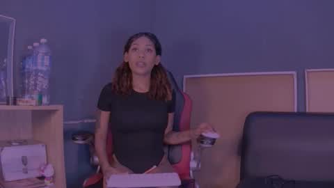 Snapshot of jamaicanbabex chatting on 01-15-25, 09:45 jamaicanbabex online show from 01-15-25, 09:45