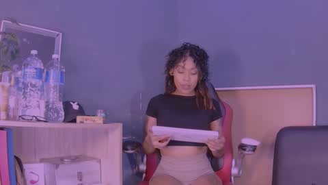 Snapshot of jamaicanbabex chatting on 01-31-25, 02:07 jamaicanbabex online show from 01-31-25, 02:07