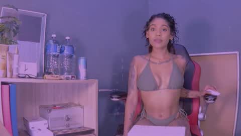 Snapshot of jamaicanbabex chatting on 02-08-25, 10:18 jamaicanbabex online show from 02-08-25, 10:18