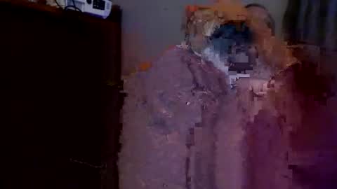 what you in too online show from 10-25-25, 06:35