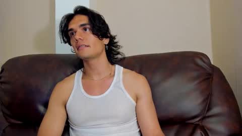 Snapshot of james_morrisonm chatting on 11-12-25, 09:14 james_morrisonm online show from 11-12-25, 09:14