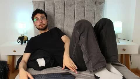 Snapshot of james_potter_ chatting on 02-03-26, 06:35 James Potter online show from 02-03-26, 06:35