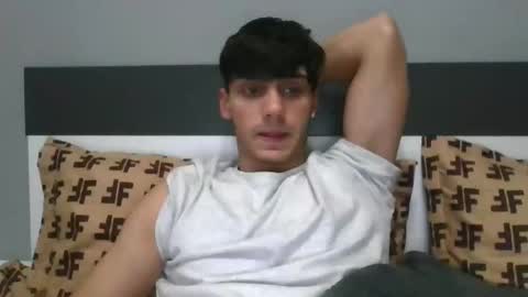 Snapshot of james_qss8 chatting on 12-03-24, 11:46 James online show from 12-03-24, 11:46