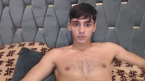 Snapshot of james_qss8 chatting on 09-17-25, 12:07 James online show from 09-17-25, 12:07