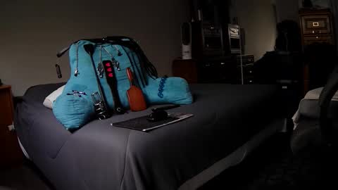 James Bondage online show from 10-26-25, 04:02