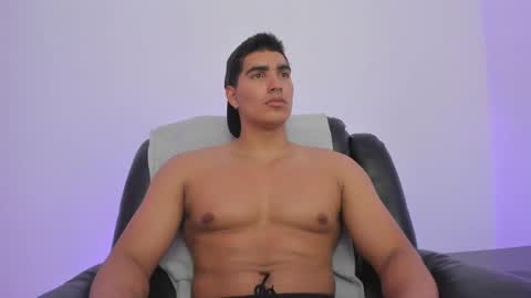 Snapshot of jamesgraay chatting on 02-10-25, 08:31 James Gray online show from 02-10-25, 08:31