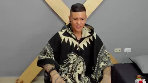 Jamesinked  online show from 12-18-24, 06:46