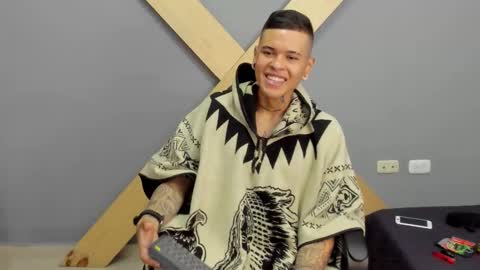 Jamesinked  online show from 12-19-24, 02:35