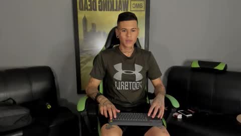 Jamesinked  online show from 12-21-24, 05:03