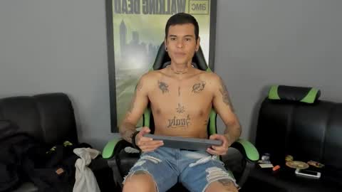 Jamesinked  online show from 02-12-25, 07:24