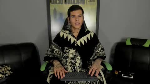 Jamesinked  online show from 03-07-25, 02:15