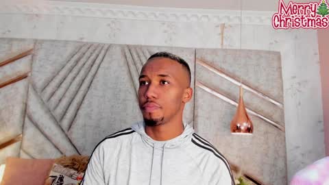 Snapshot of jamesparck chatting on 12-26-24, 12:16 James online show from 12-26-24, 12:16