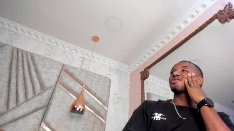 Snapshot of jamesparck chatting on 01-15-25, 02:13 James online show from 01-15-25, 02:13