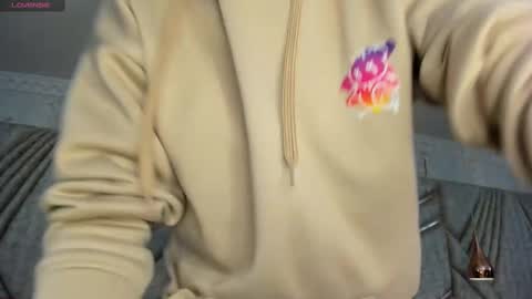 Snapshot of jamesparck chatting on 02-26-25, 12:14 James online show from 02-26-25, 12:14