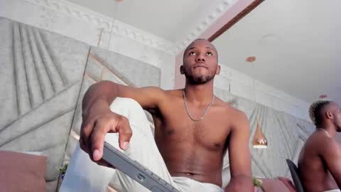 Snapshot of jamesparck chatting on 02-26-25, 06:21 James online show from 02-26-25, 06:21