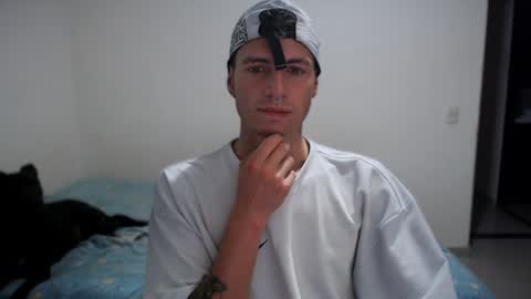 jamesss____ online show from 01-02-25, 02:00