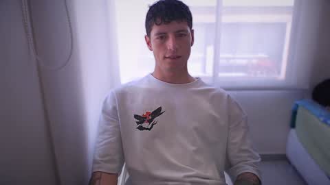 jamesss____ online show from 01-13-25, 03:47