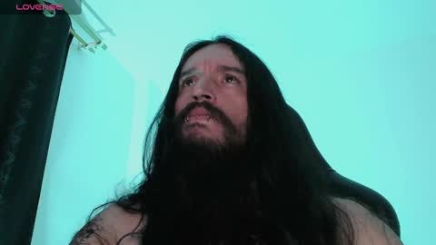 Snapshot of jamesvladi chatting on 12-29-24, 03:13 vlad online show from 12-29-24, 03:13