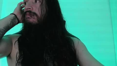 Snapshot of jamesvladi chatting on 01-05-25, 04:14 vlad online show from 01-05-25, 04:14