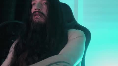 Snapshot of jamesvladi chatting on 01-07-25, 01:49 vlad online show from 01-07-25, 01:49