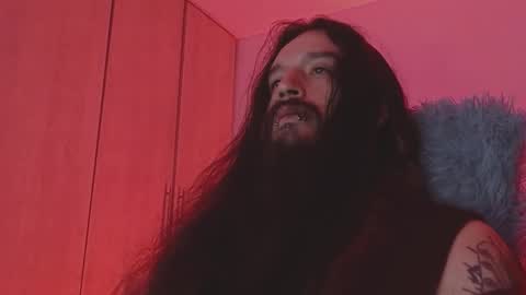 Snapshot of jamesvladi chatting on 01-10-25, 04:01 vlad online show from 01-10-25, 04:01