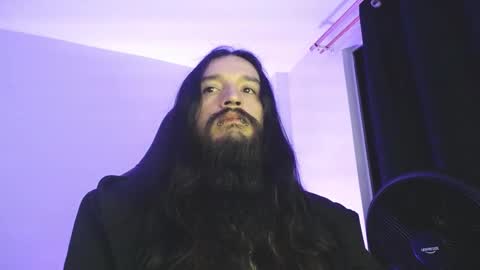 Snapshot of jamesvladi chatting on 01-18-25, 04:59 vlad online show from 01-18-25, 04:59