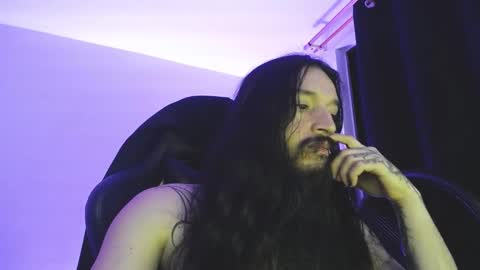 Snapshot of jamesvladi chatting on 01-18-25, 07:59 vlad online show from 01-18-25, 07:59