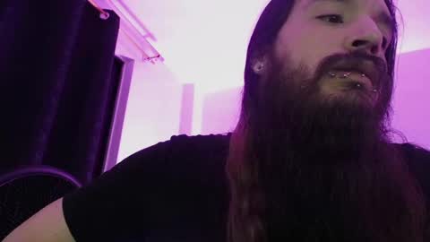 Snapshot of jamesvladi chatting on 01-21-25, 02:11 vlad online show from 01-21-25, 02:11