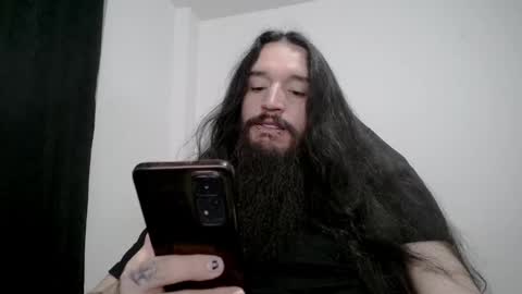 Snapshot of jamesvladi chatting on 02-14-25, 02:07 vlad online show from 02-14-25, 02:07