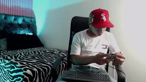 Jamhot online show from 10-22-25, 01:39