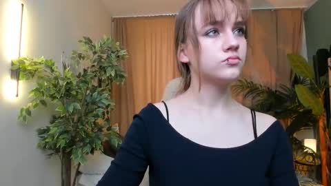 jamie_chung online show from 12-15-25, 05:01