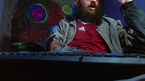 Jammes. online show from 01-19-25, 01:22