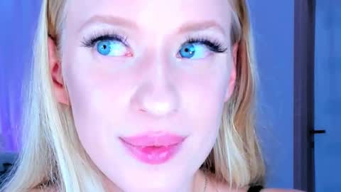 Jenia online show from 09-11-25, 04:23