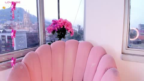 Snapshot of jane_es chatting on 01-03-25, 07:29 JANE online show from 01-03-25, 07:29