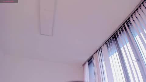 Snapshot of jane_es chatting on 02-11-25, 05:07 JANE online show from 02-11-25, 05:07