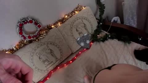 Jane online show from 12-25-24, 09:00